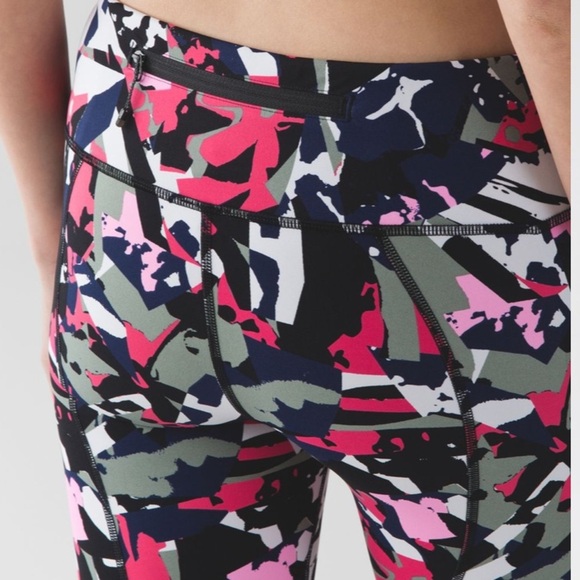 Lululemon Pace Rival Crop- Pop Cut Boom Juice Multi/ Black/ Size 4 - Picture 4 of 12